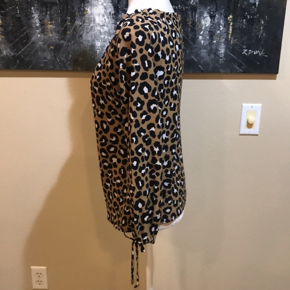 Michael Michael Kors Animal Print Pullon Ruffle Neckline Tie sleeves Top-Size P - Picture 4 of 8